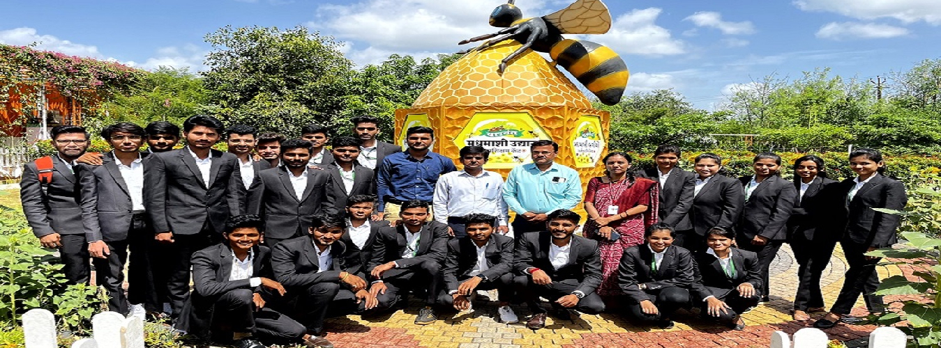 Visit to Baswant HoneyBee Park and Training center